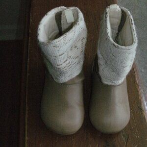 Trimfoot Co. Tan Beige Boots with Ivory Crochet Lace Trim Baby size 5